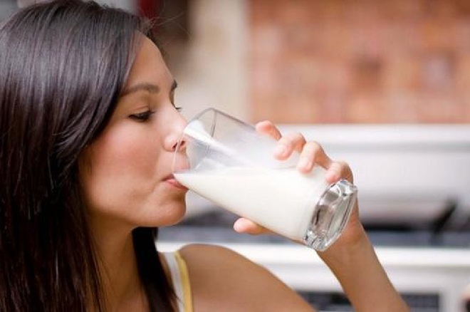 Uống sữa tăng nguy cơ ung thư vú