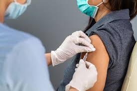 bệnh gan có được tiêm vaccine phòng Covid-19 